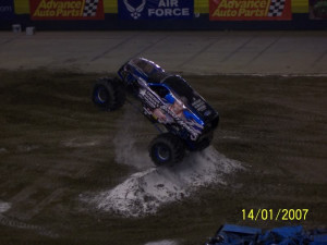 monstertruck061.jpg~original