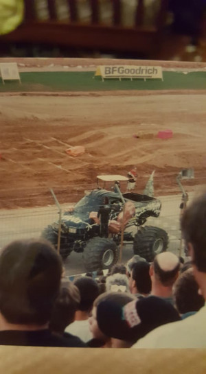 0fP9cZ.jpg