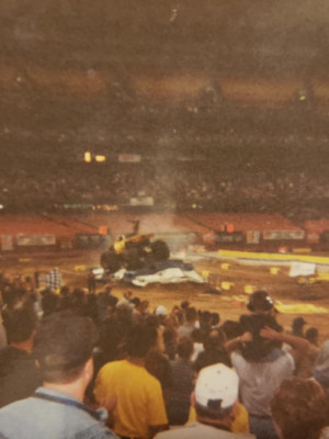 0hMZEb.jpg