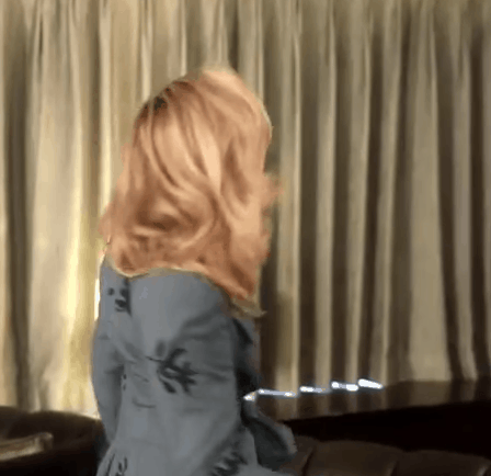 4mgEZ3.gif