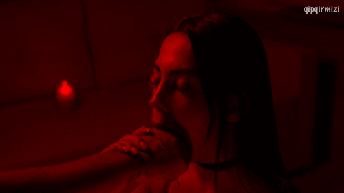 DNL8m7.gif