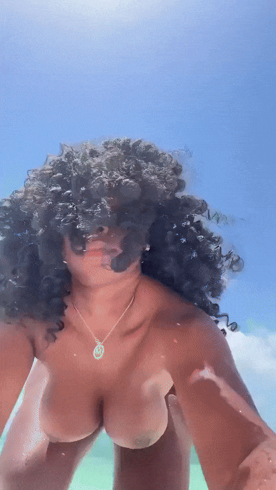 DO86pM.gif
