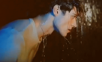EXKCYT.gif