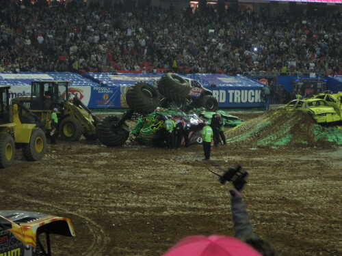grave digger crashes 3186125197 l