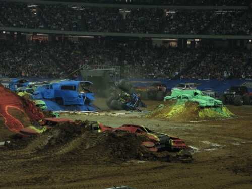 blue thunder crashes at monster jam 3186964156 l