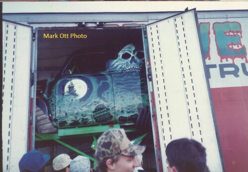 FbR6Mv.jpg