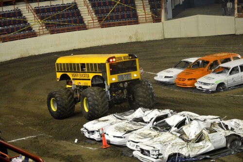 monster truck 116 8544420603 l