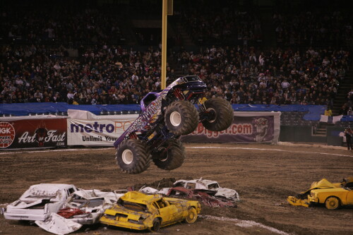 MONSTER JAM 11009 B 057