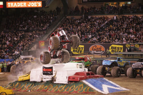 MONSTER JAM 11009 A 620