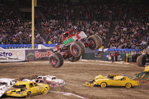 MONSTER JAM 11009 A 610