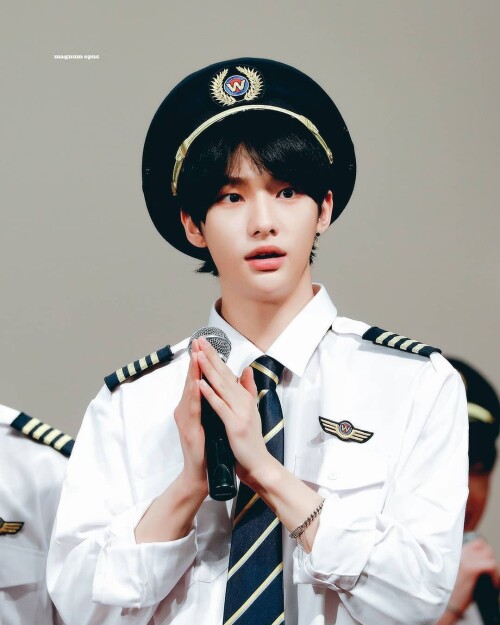 straykidshyunjins 78710232 2526949874078808 3365141177328046899 n