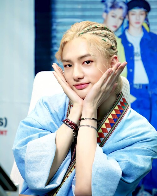 straykidshyunjins 105564065 2920988921463199 1135023115653461632 n