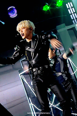 J5gnhb.gif