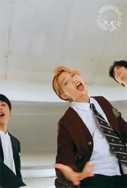 J5gwSe.gif