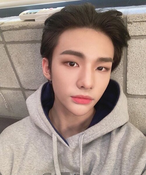Hyunjin hwang hyunjin 43197926 916 1095