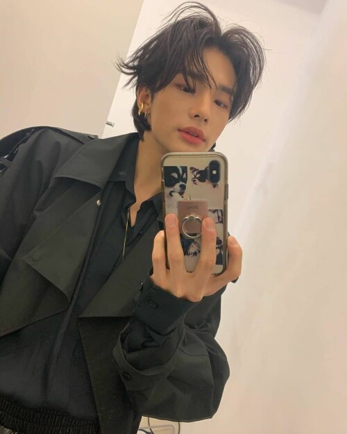 straykidshyunjins 173161760 892706531294917 3824846969085383158 n