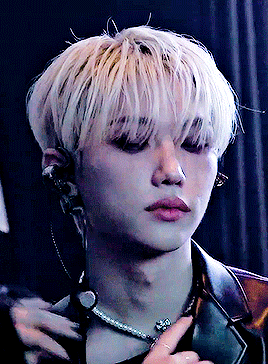 J5tPLM.gif