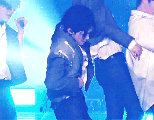 J5tcle.gif