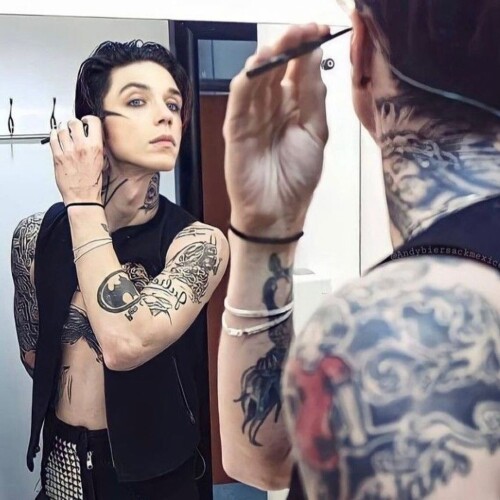 andyxmyhero 185327229 1869832786532060 7292020543373643012 n