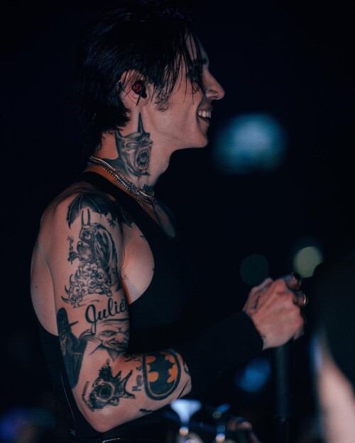 tumblr 2d0ab021926fdeec853b0b3f88c0f849 e33bc8f8 2048