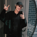 JLUm3Z