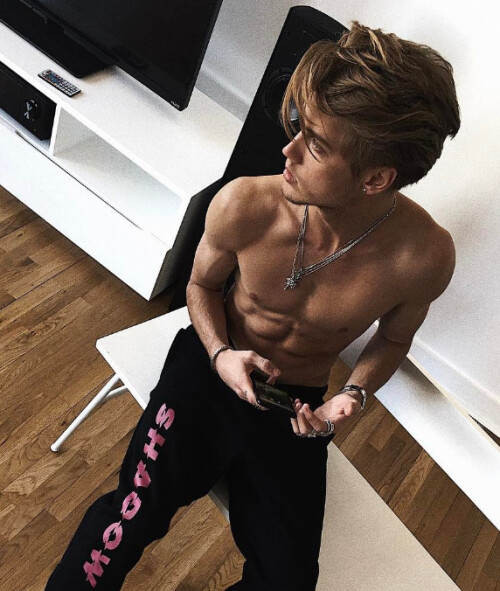 tumblr pql559Qumg1vl7yyro6 640