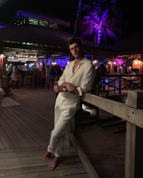 seanopry55 57451423 2286372978116942 35802393116698818 n