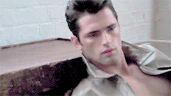 JbVv03.gif