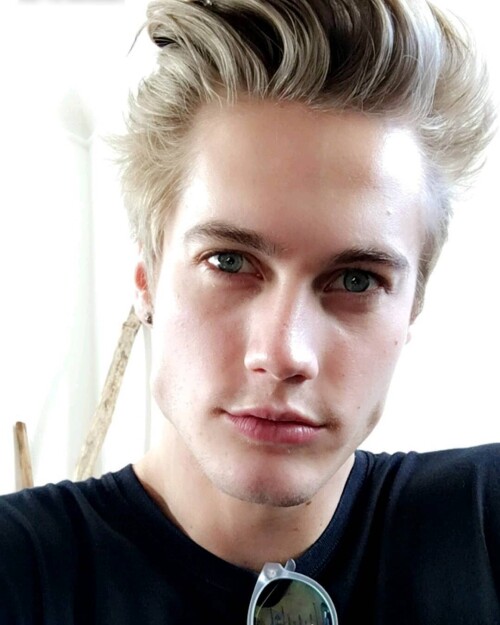 fanpage.neelsvisser 150435654006526203249861424939216734781440n