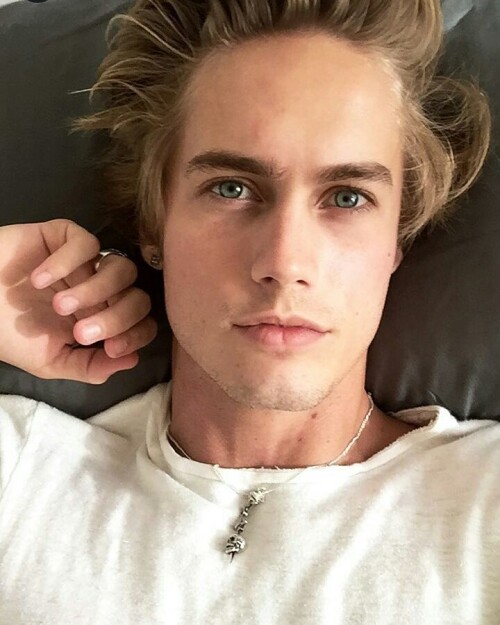 neelsxvisser 153384811620339271603478842237705151578112n