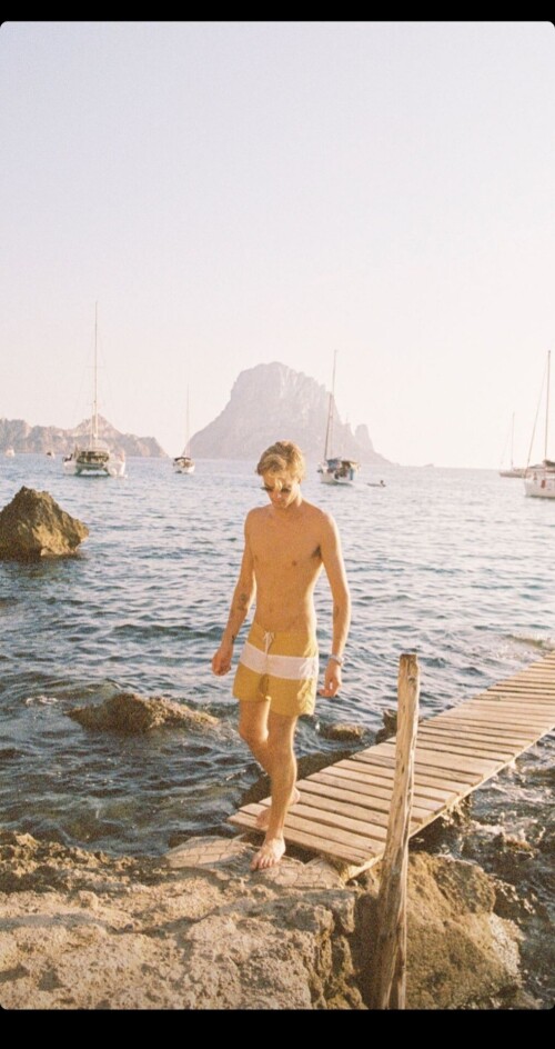 tumblr 4f3396c3c5e181625e0c8196cc3a3298 3977b6a1 1280