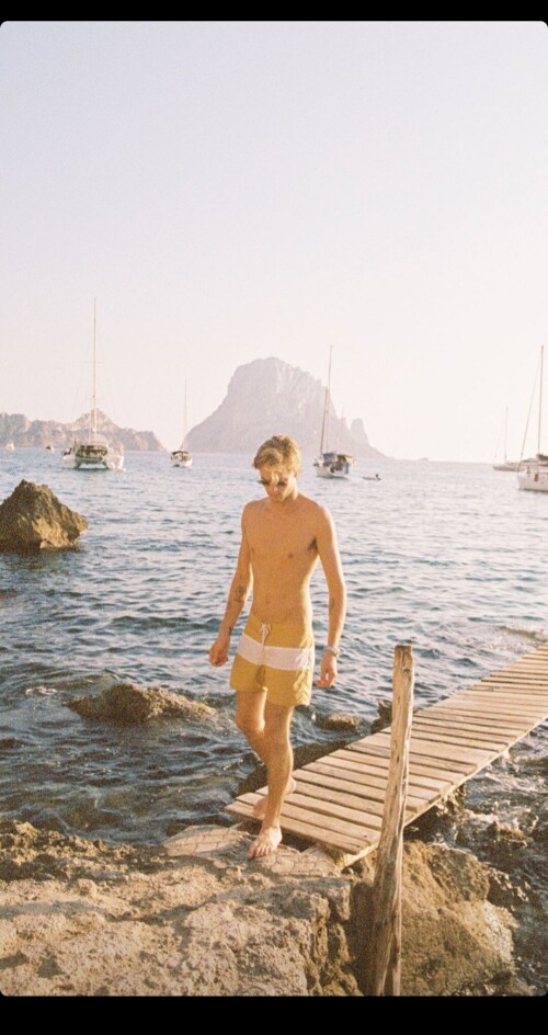 tumblr 4f3396c3c5e181625e0c8196cc3a3298 8b0ae3d3 2048