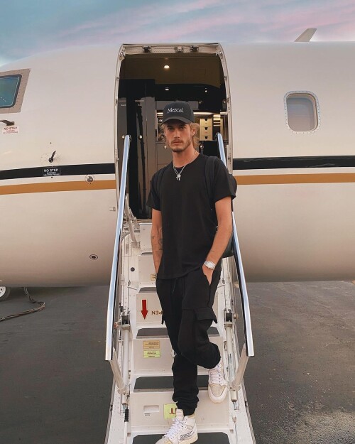 neels 121131134 678386506133820 2050759619090025499 n