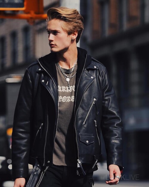 neels is king 1530600118293824639694301686786356111474688n