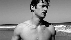 JwA8lM.gif