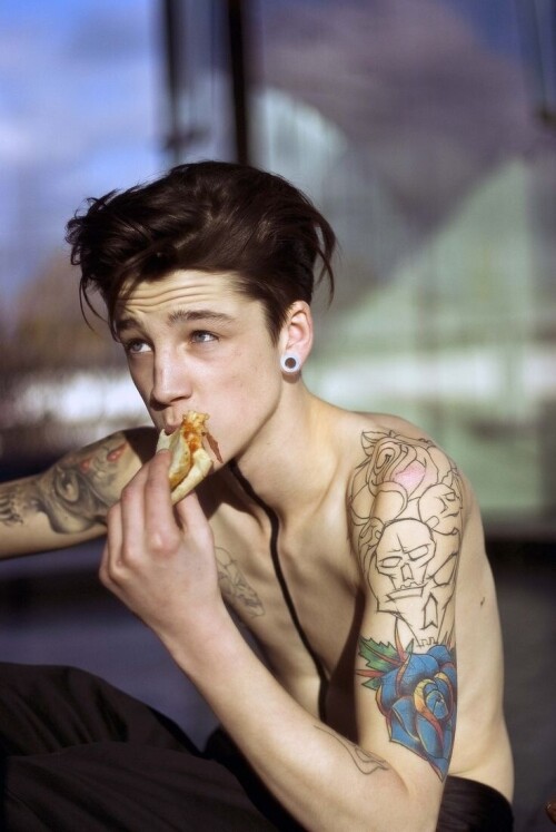 tumblr oo252djoA31uu0yrho1 1280