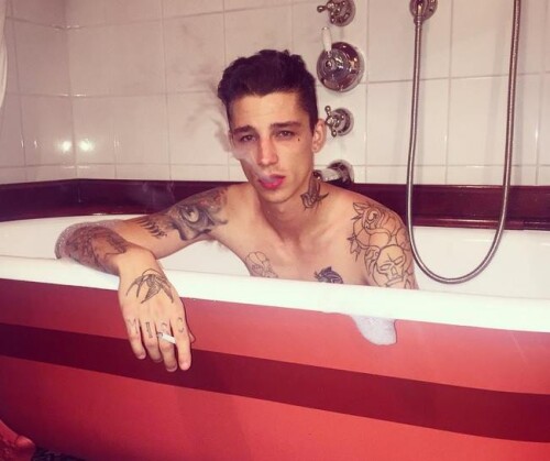 tumblr ood21tlmXO1uvehbko1 1280