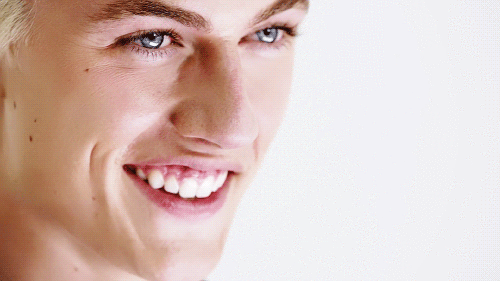 Jx3LgK.gif