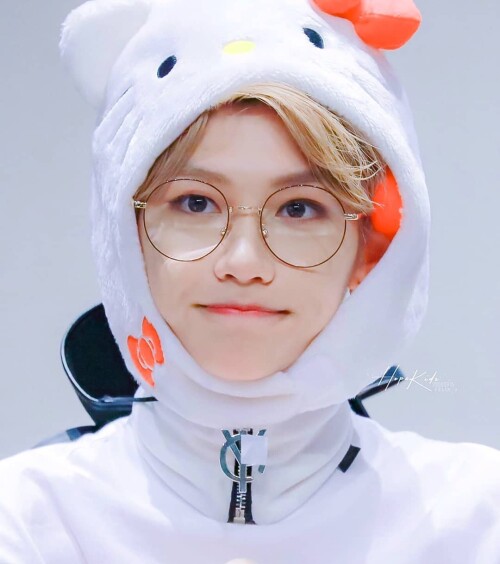 felix straykids 56681381 150589142644923 3711587862758825962 n