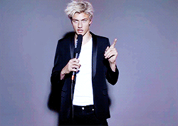 JxsHRC.gif
