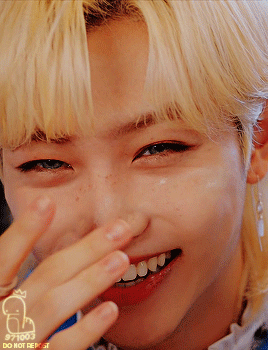 Jy4KUD.gif