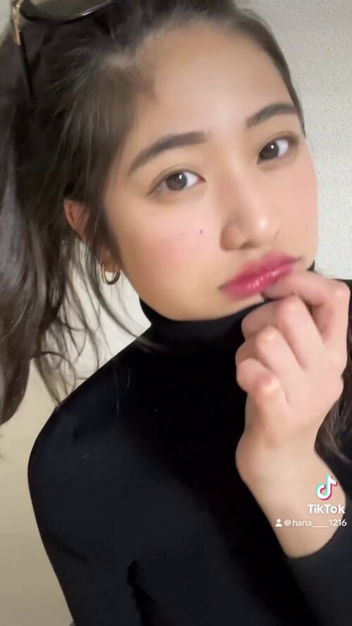 Hana Okamoto 1605