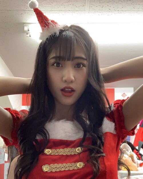 Hana Okamoto 560