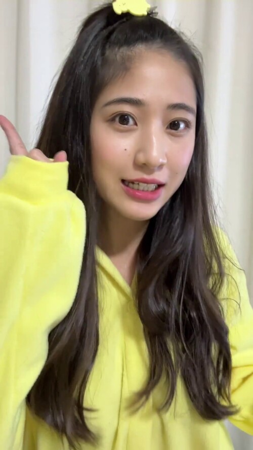 Hana Okamoto 1724