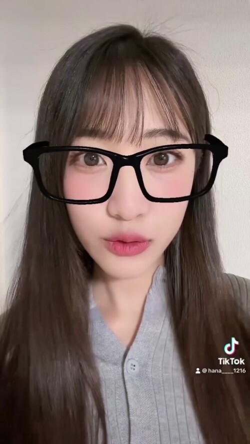 Hana Okamoto 2033