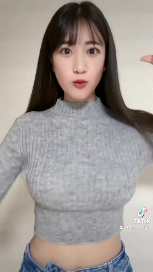 Hana Okamoto 2075