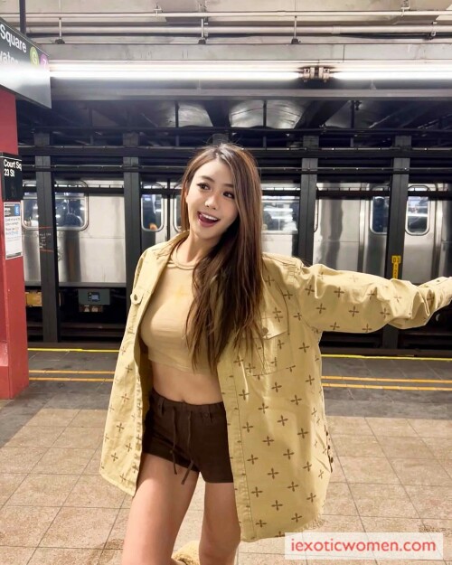 Sherry Xia 570