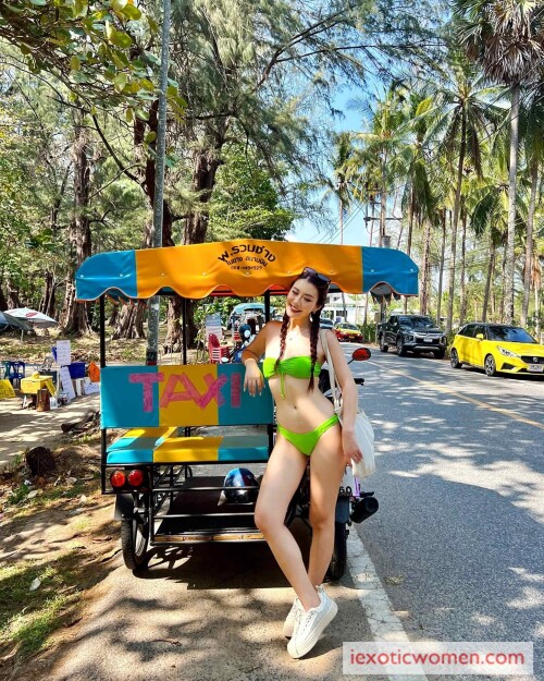Sherry Xia 716