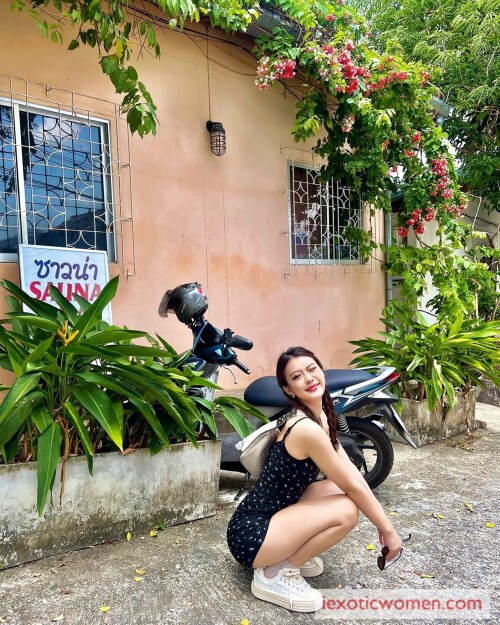 Sherry Xia 708
