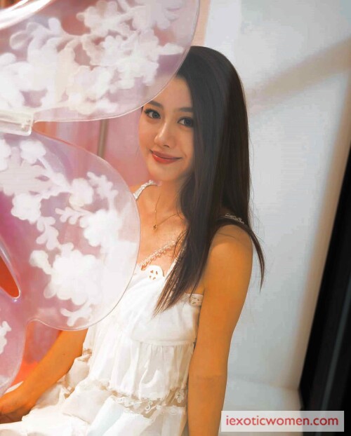 Sherry Xia 767